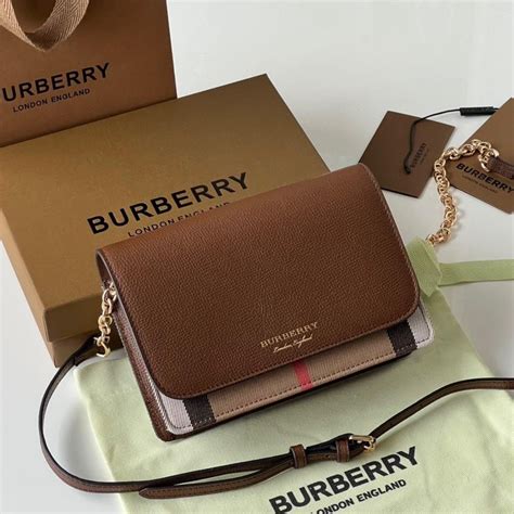 dhgate burberry bag|dhgate burberry check zip wallet.